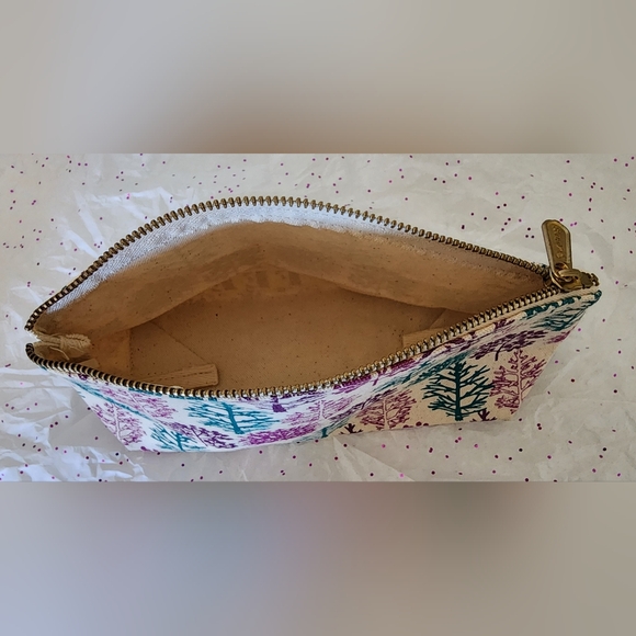 Colorful Tree Pattern Pouch - Picture 6 of 6